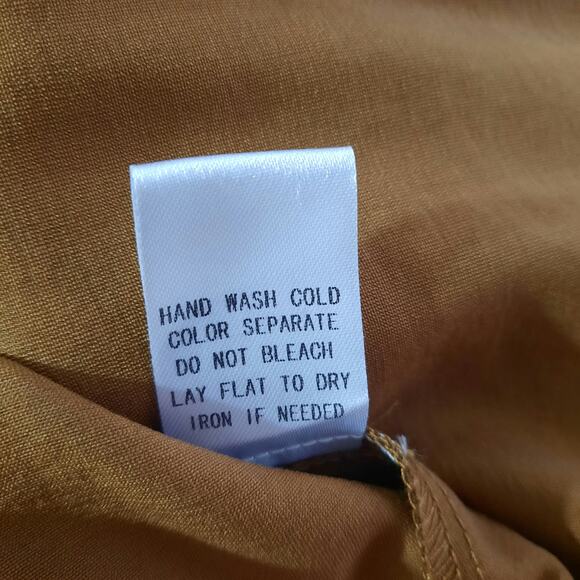 Gilli Womens Tie Waist Smocked Camel Colored Midi Dress Size Medium NWT - Picture 5 of 6